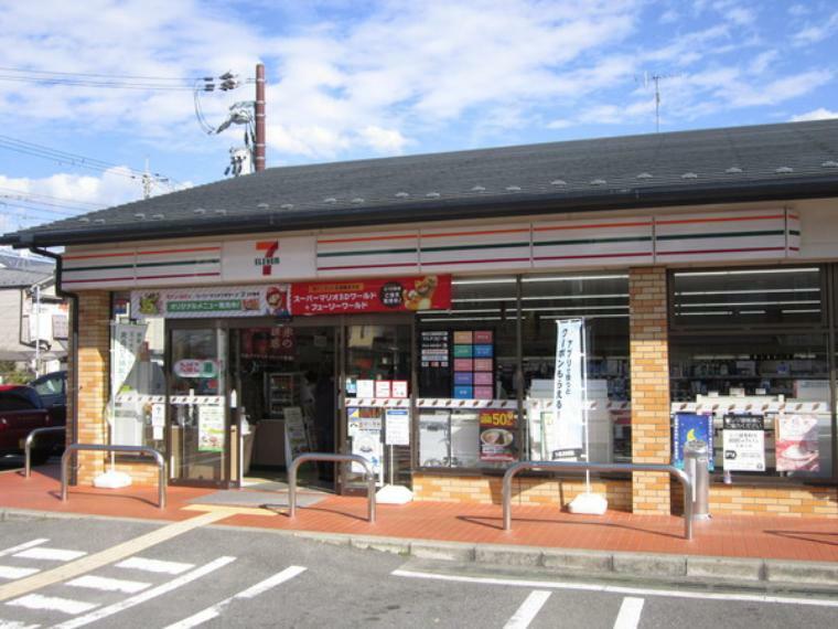 コンビニ セブンイレブン京都大宮総門口店