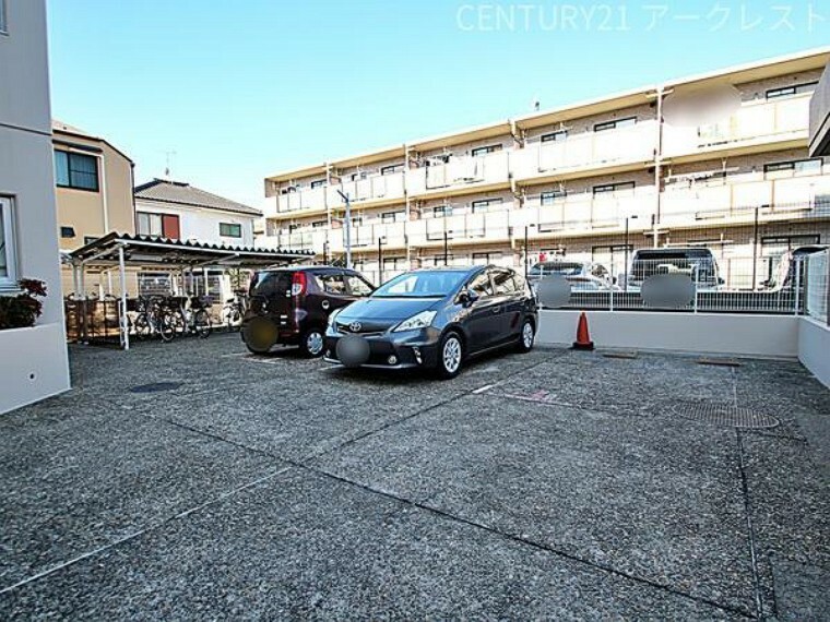 敷地内駐車場 駐車場（空き状況はご確認ください）