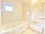 浴室 「快適バスルーム。」癒しの空間バスルームです。天気に左右されずに洗濯物を乾かせる、浴室乾燥機・オートバス機能付きです。