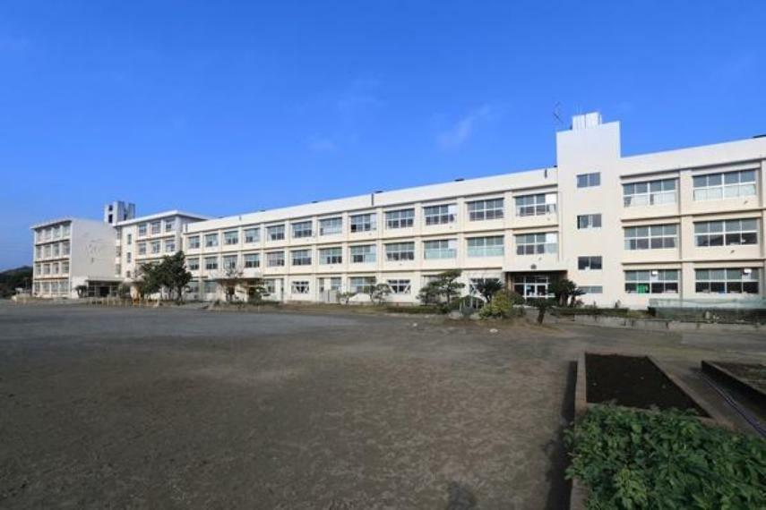 小学校 三浦市立初声小学校