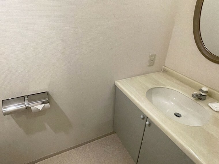 トイレ トイレ（手洗い場）