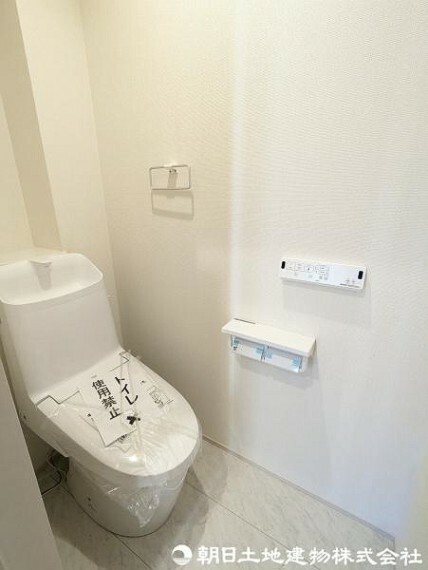 トイレ 1・2階ともに温水洗浄便座です