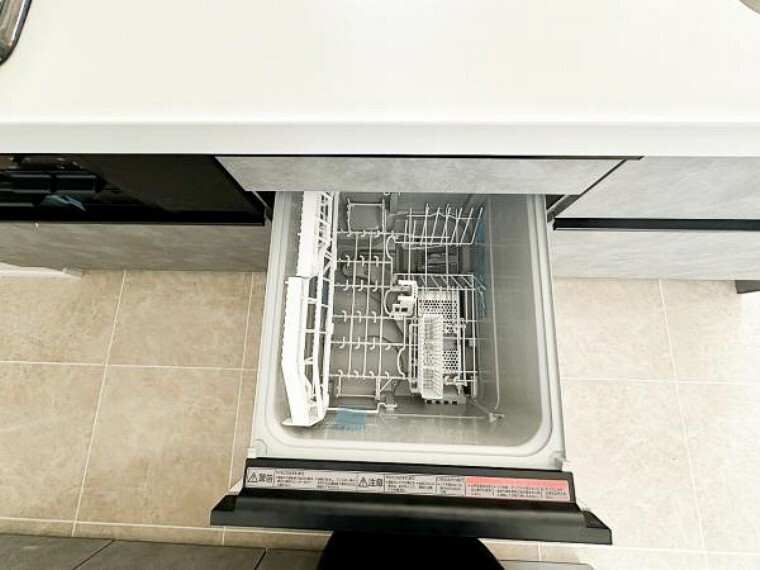 キッチン 時短も節水もかなう食洗機付きで忙しいママをサポート！