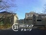 小学校 奈良市立富雄第三小学校 徒歩13分。
