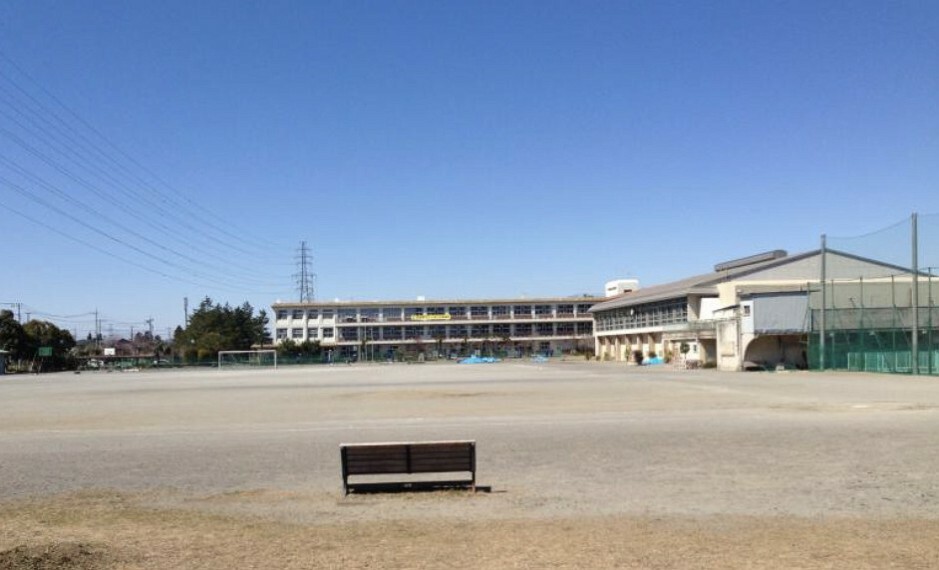 中学校 【中学校】鴻巣市立鴻巣北中学校まで1298m