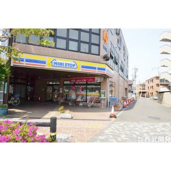 コンビニ ミニストップ新座栗原店