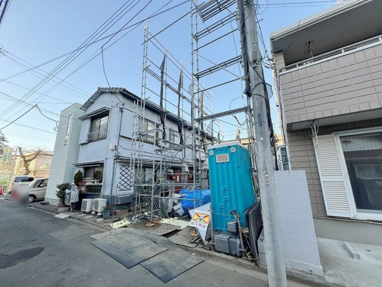 現況写真 周辺は住宅が建ち並ぶ閑静な住宅街です。