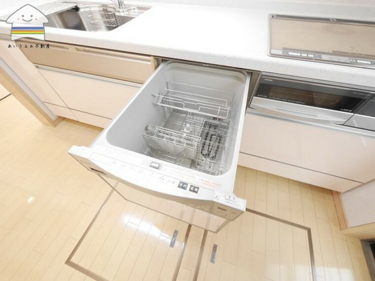 キッチン 【食洗器標準搭載】ハイグレードな設備使用で日々の家事をお手伝い 水道代の削減もしてくれます
