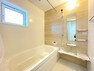 浴室 一日の疲れを癒してくれるお風呂空間。使いやすさと上質な質感を両立して、単なる習慣から特別な時間に変わるはず。