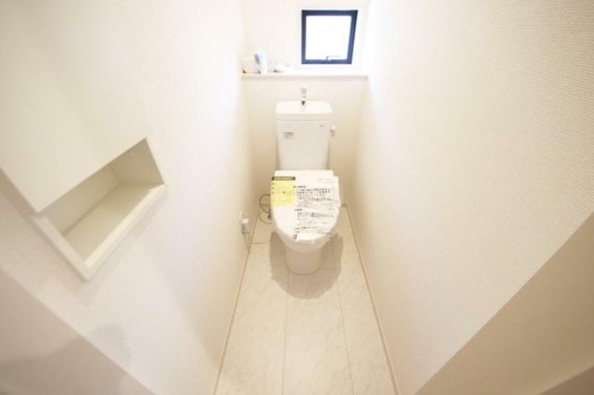 トイレ 温水洗浄機能付きで快適に利用出来るトイレ