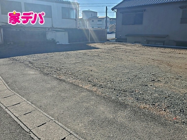 現況写真 住宅ローンにご不安のあるお客様も、まずはお気軽にご相談下さい。お客様に最適な資金計画と金融機関をご案内いたします。