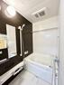 （リフォーム後写真）浴室は ハウステック製の新品のユニットバスに交換しました。0.75坪サイズなので節水効果が得られますよ。