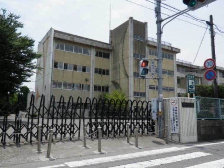 小学校 【小学校】宇都宮市立晃宝小学校まで1048m