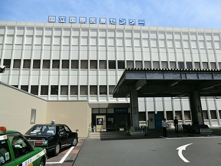 病院 新宿区戸山にある特定機能病院です。国立高度専門医療研究センターの1つであり、診療と研究を統合した高度医療を提供。