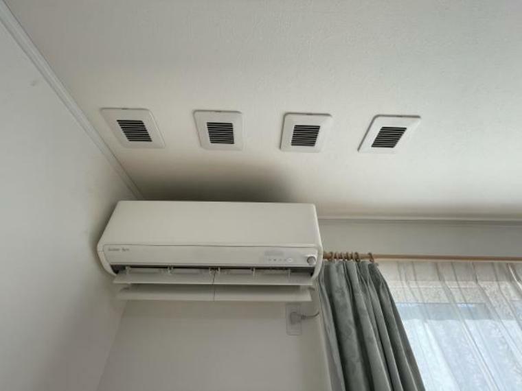 冷暖房・空調設備 【エアコン】3台付き！室内を快適に保ちます。