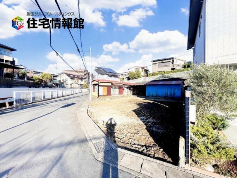 現況写真 現地前面道路です。ぜひ現地をご覧ください。