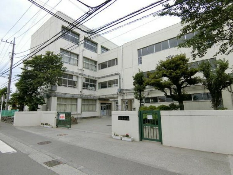 中学校 座間市立西中学校1700m