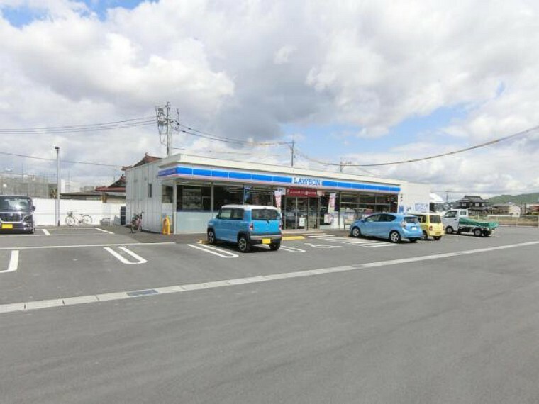 コンビニ ローソン　東広島サイエンスパーク東店