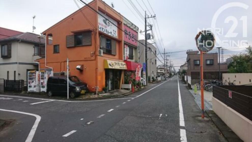 【ラーメン】ライオン餃子まで62m