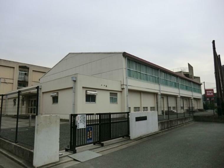 中学校 【中学校】横浜市立下瀬谷中学校まで1163m