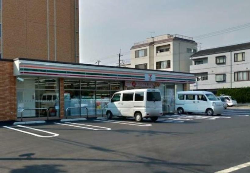 コンビニ セブンイレブン吉祥院仁木ノ森店