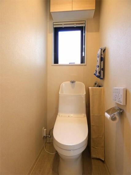トイレ 【トイレ】温水洗浄機能付トイレ新規交換