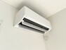 冷暖房・空調設備 【エアコン】リビングにエアコンを配置！室内を快適に保ちます！