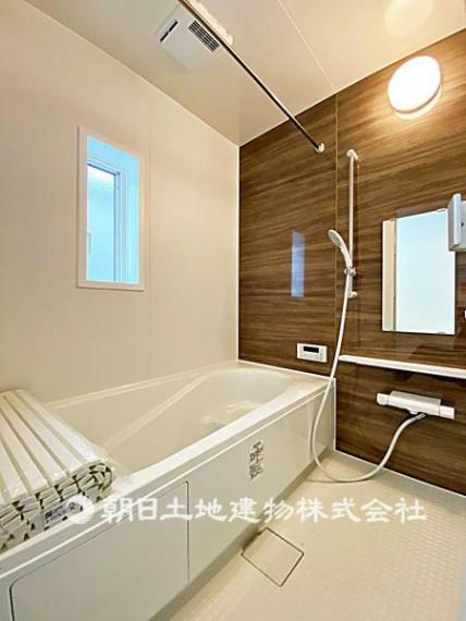 浴室 【本分譲地9号棟写真】浴室