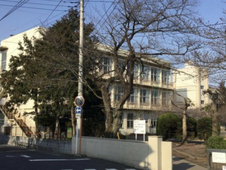 小学校 【小学校】熊谷市立　石原小学校まで680m