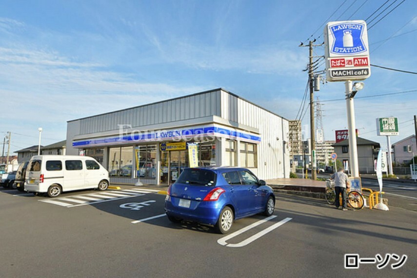 コンビニ ローソン茅ヶ崎高田店まで約410m