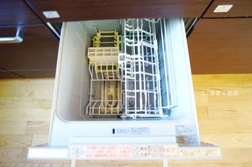 キッチン 忙しい奥様に嬉しい食洗機完備！（2023年10月撮影）