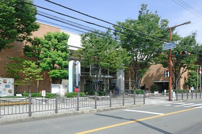 図書館 茨木市立中央図書館