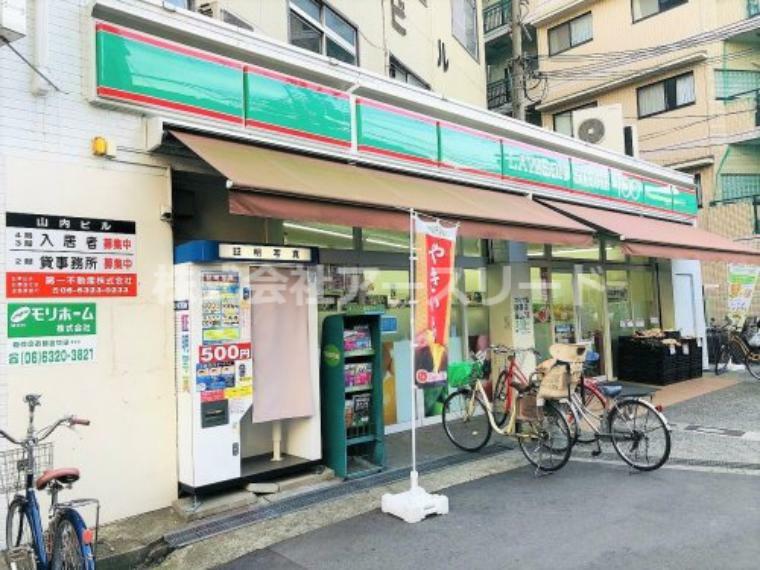 コンビニ 【コンビニエンスストア】ローソンストア100 LS東淀川淡路店まで147m