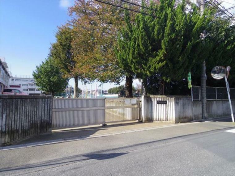 小学校 藤沢北小学校 【藤沢北小学校】22クラス 児童数:659人