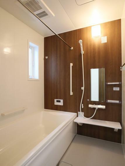 浴室 【2号棟】浴室暖房換気乾燥機・高断熱浴槽サーモバスS・スイッチ付エコフルシャワー