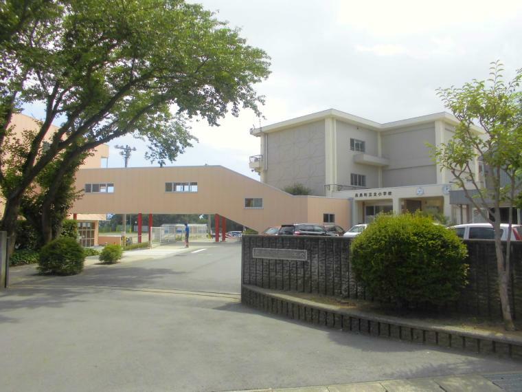 小学校 長泉町立北小学校 静岡県駿東郡長泉町下長窪1060