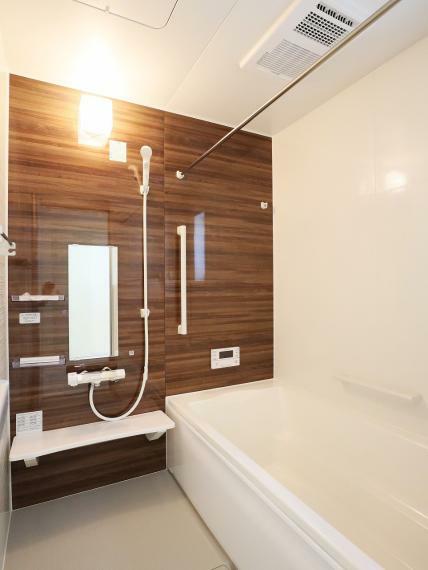 浴室 【3号棟】浴室暖房換気乾燥機・高断熱浴槽サーモバスS・スイッチ付エコフルシャワー