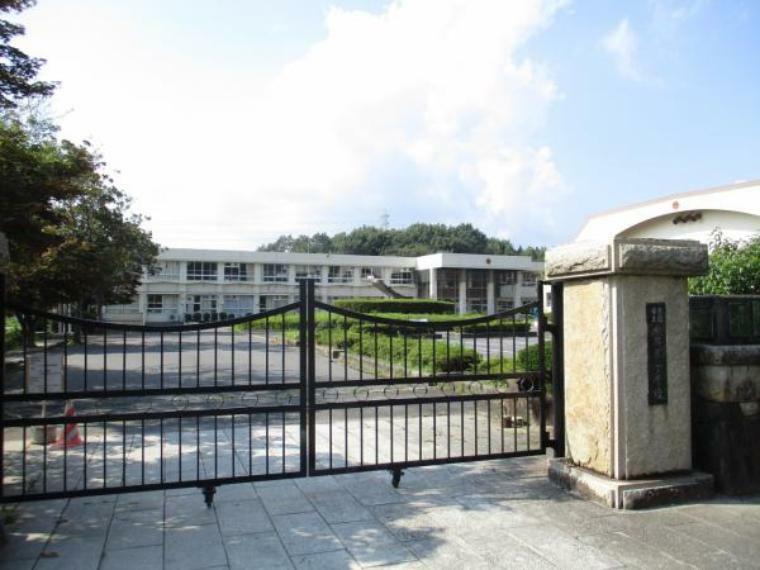 小学校 恵那市立大井第二小学校まで約1010m（徒歩約13分）です。