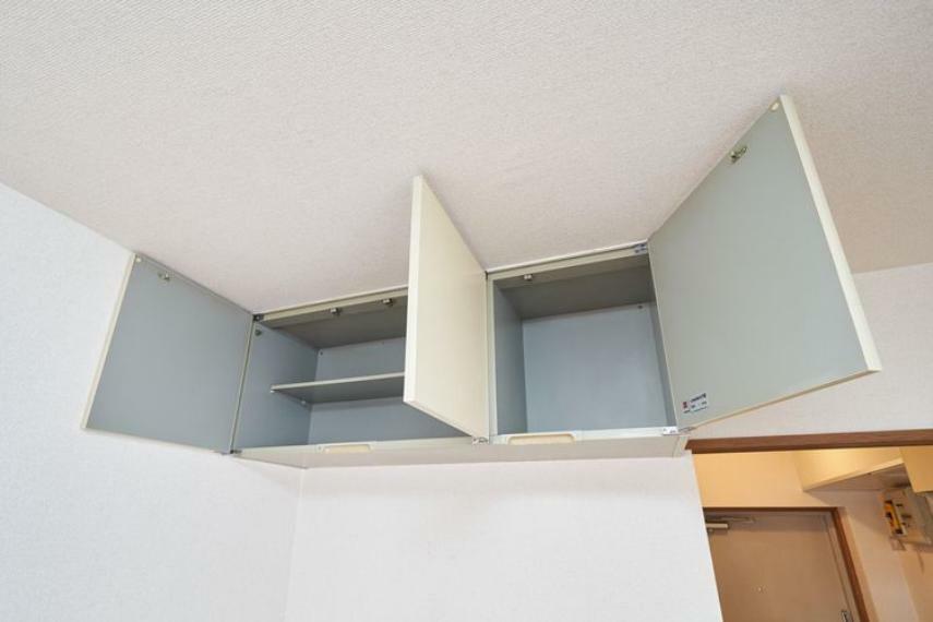 収納 小物を収納するのは勿論、ディスプレイスペースとしても使える便利な棚。