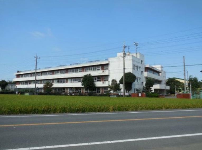 小学校 【小学校】鴻巣市立松原小学校まで573m