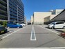 敷地内駐車場 ゆったりとした敷地内駐車場で駐車もらくらく！