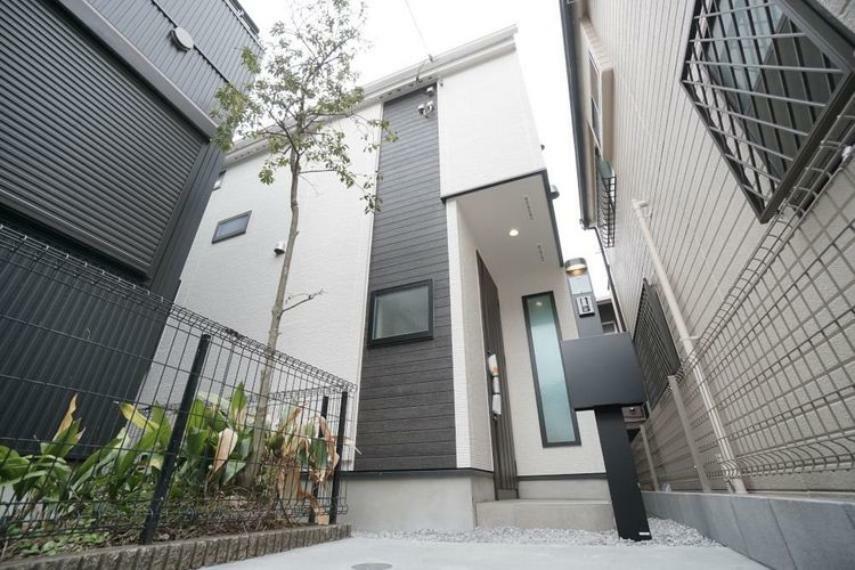 現況写真 中央線阿佐ヶ谷駅から徒歩13分。利便性の良い住宅地で販売中の1LDK＋2Sの新築戸建です。