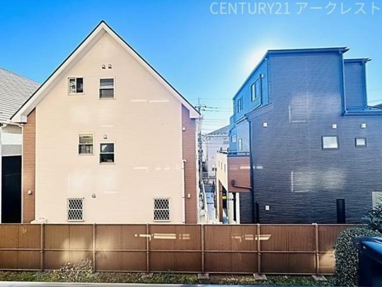 眺望 バルコニーからの眺望です。建物と距離があるので、陽当たり良好です。