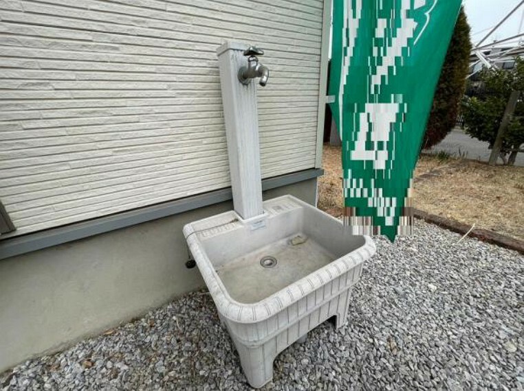 ガーデニングや洗車に便利な外水栓