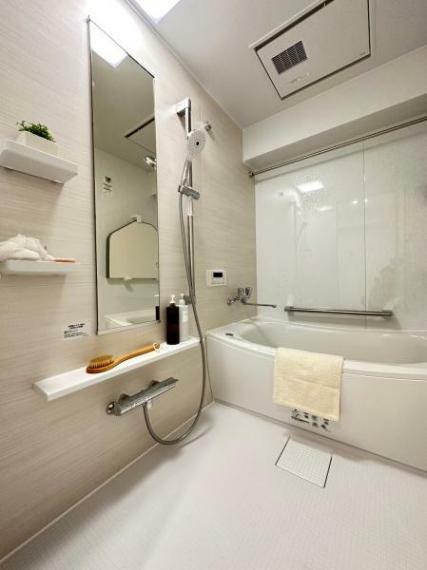 【浴室】<BR/>リフォーム済み浴槽で毎日快適な入浴が楽しめます！
