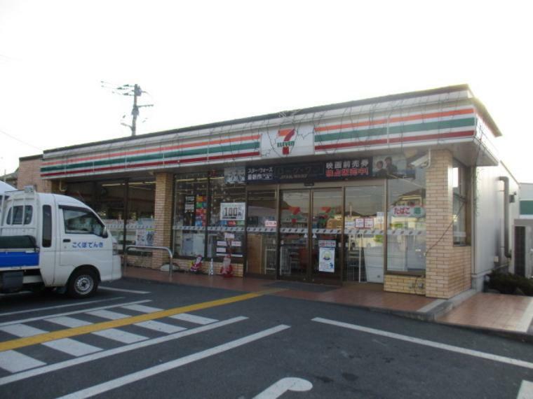 コンビニ セブン-イレブン 鴻巣氷川町店