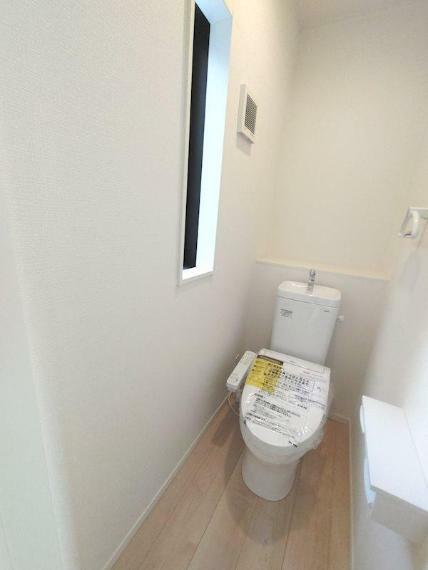 同仕様写真（内観） コンパクトで使いやすいトイレです