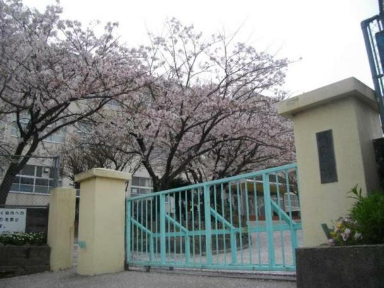 小学校 大阪市立苅田小学校