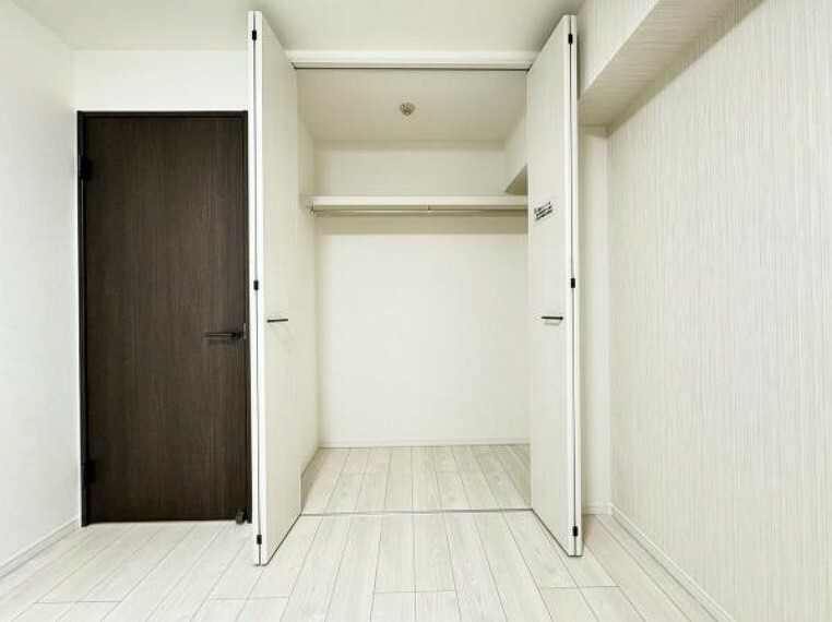 収納 各部屋にクローゼットを設置していることはもちろん、クローゼットは天井までの大容量。