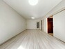 居間・リビング インテリアショップで見掛けた「あの家具」も置ける、ゆったりとした空間。